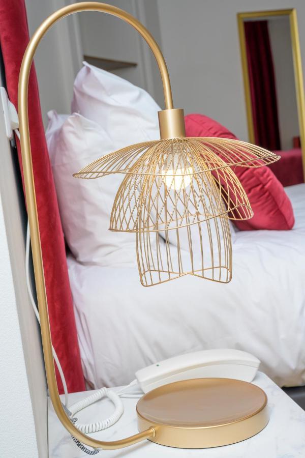 Logis Hotel Du Parc Pont-a-Mousson Ngoại thất bức ảnh